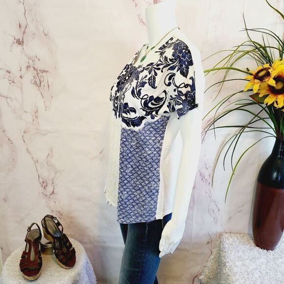 Chico's pullover white tee with blue and yellow print - Picture 3 of 7